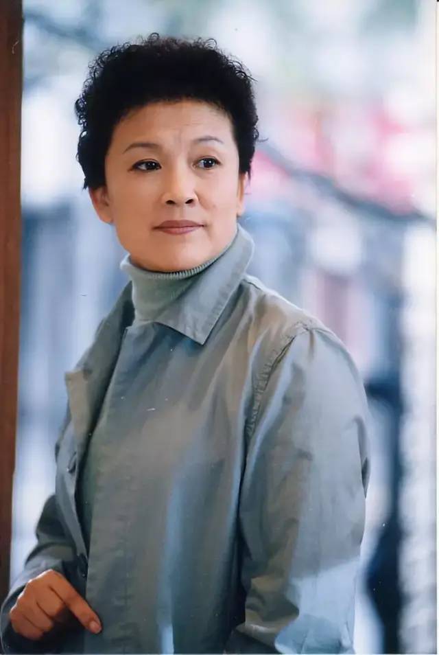 宋春丽:我这辈子最正确的决定,就是在61岁高龄做了妈妈_孙维熙_丈夫