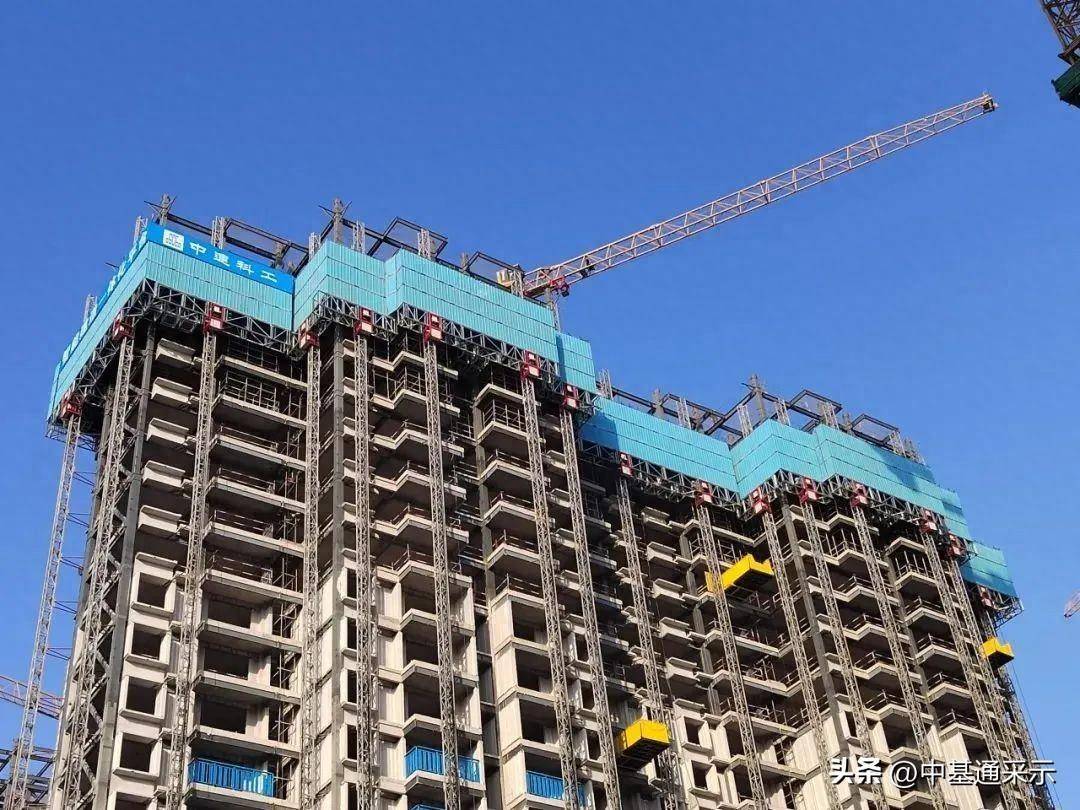 中建科工自主研发的钢结构装配式轻型造楼机亮相武汉_施工_项目_湖北