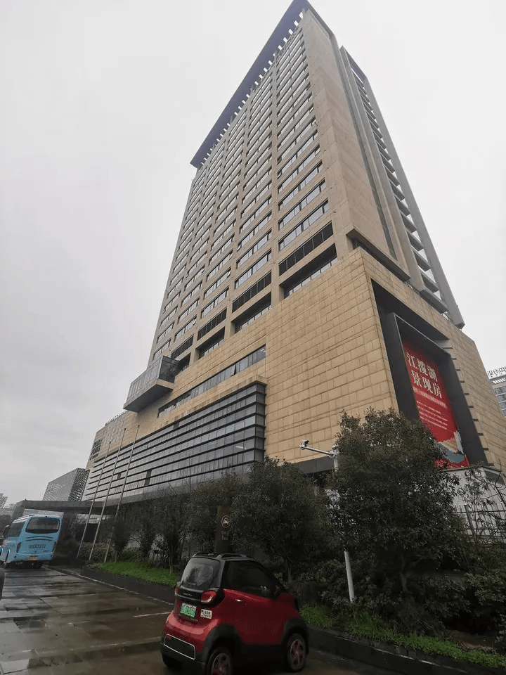 桂林这栋知名大楼要拍卖了