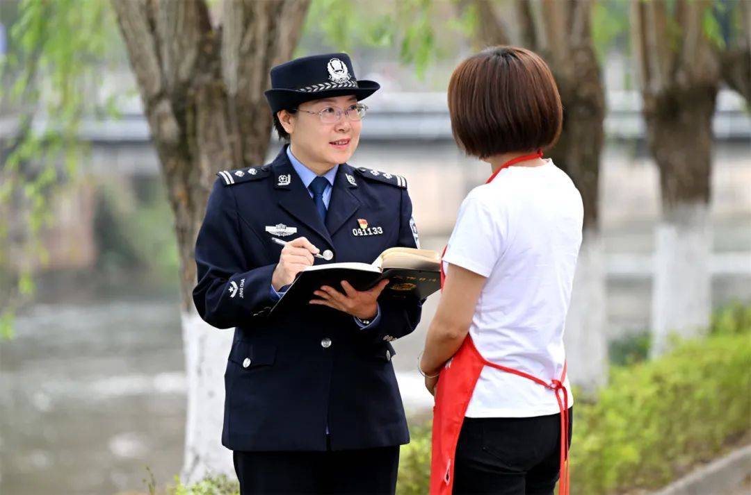 有一种荣誉叫做长大后我就成为了你