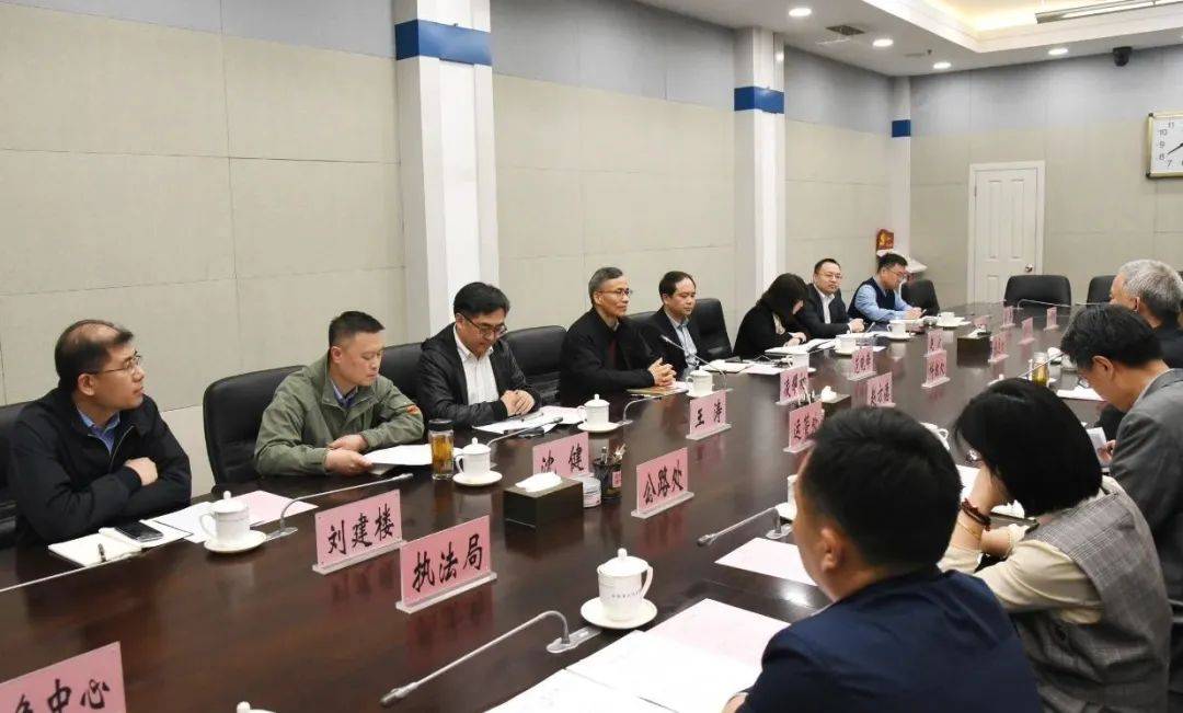 近日,江苏省交通运输厅党组成员,副厅长凌耀初一行,到山东省交通运输