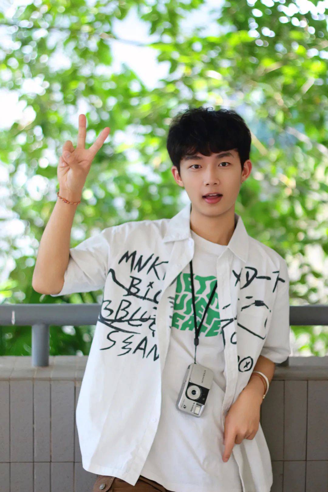 云师春日穿搭,上线!_学子_青春_深蓝