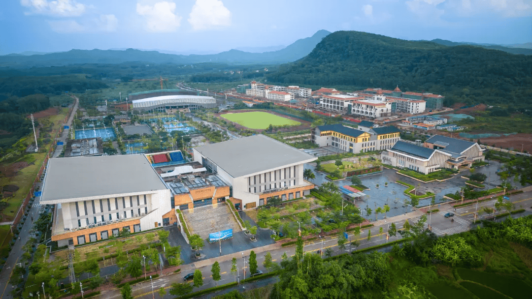 白沙春芽羽毛球代表队斩获2024年昌江县木棉红杯海南省羽毛球团体赛