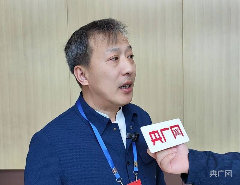 魏新牡丹象征菏泽人的拼搏精神