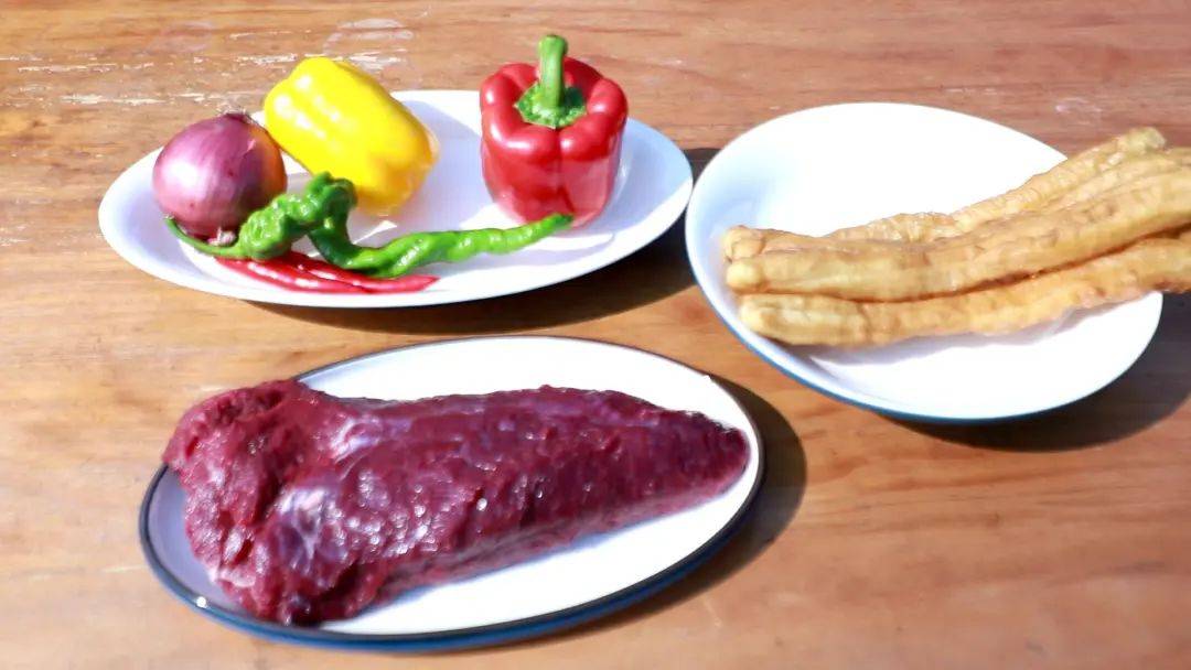 大师的菜酥脆油条嫩滑牛肉饭店招牌菜油条牛肉在家也能做