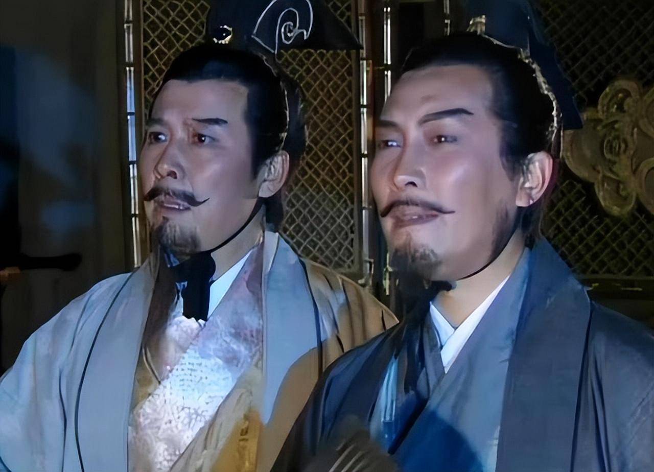 诸葛亮与刘禅名义上是君臣感情上更像是父子