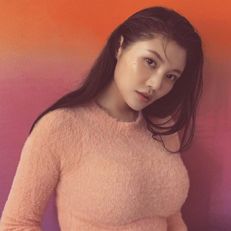 原创徐冬冬写真大赏完美身材与卓越演技共存让无数粉丝为之倾倒