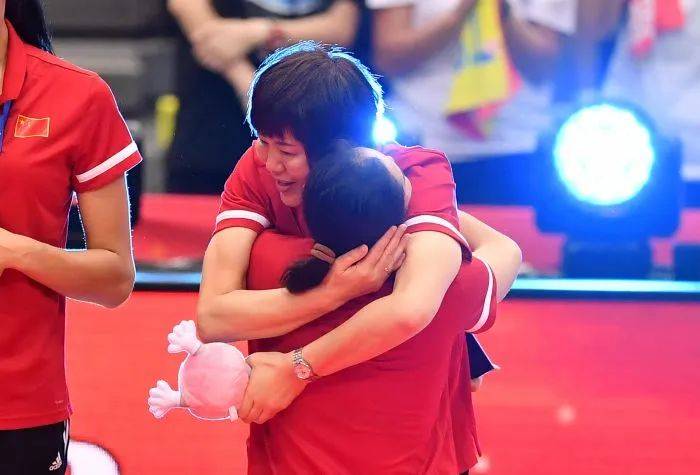 朱婷回归感谢1人暂不参加集训如何无缝衔接中国女排蔡斌需要智慧