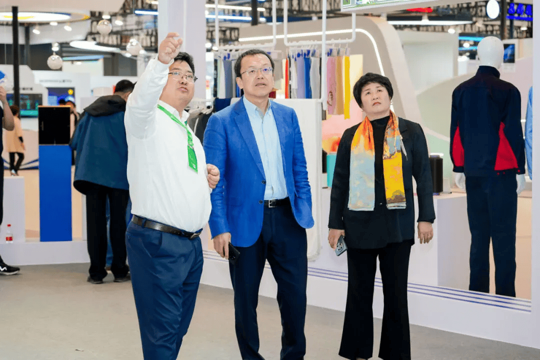 聚焦展示纤维新材料整体解决方案通用技术新材展团亮相第一届晋江科技