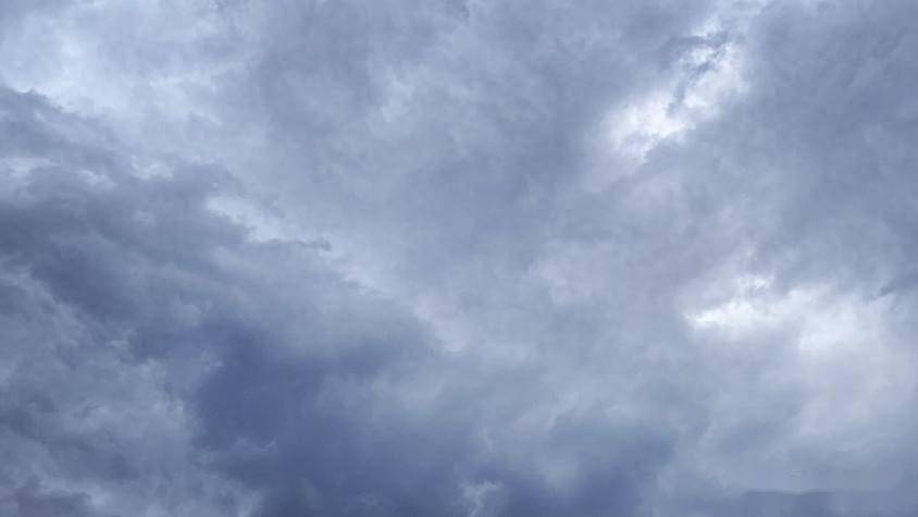 股价连续6日跌停137万手卖单疯狂出逃根本卖不掉