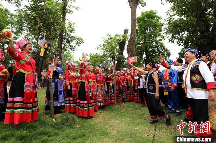 巴马西山瑶族山歌图片