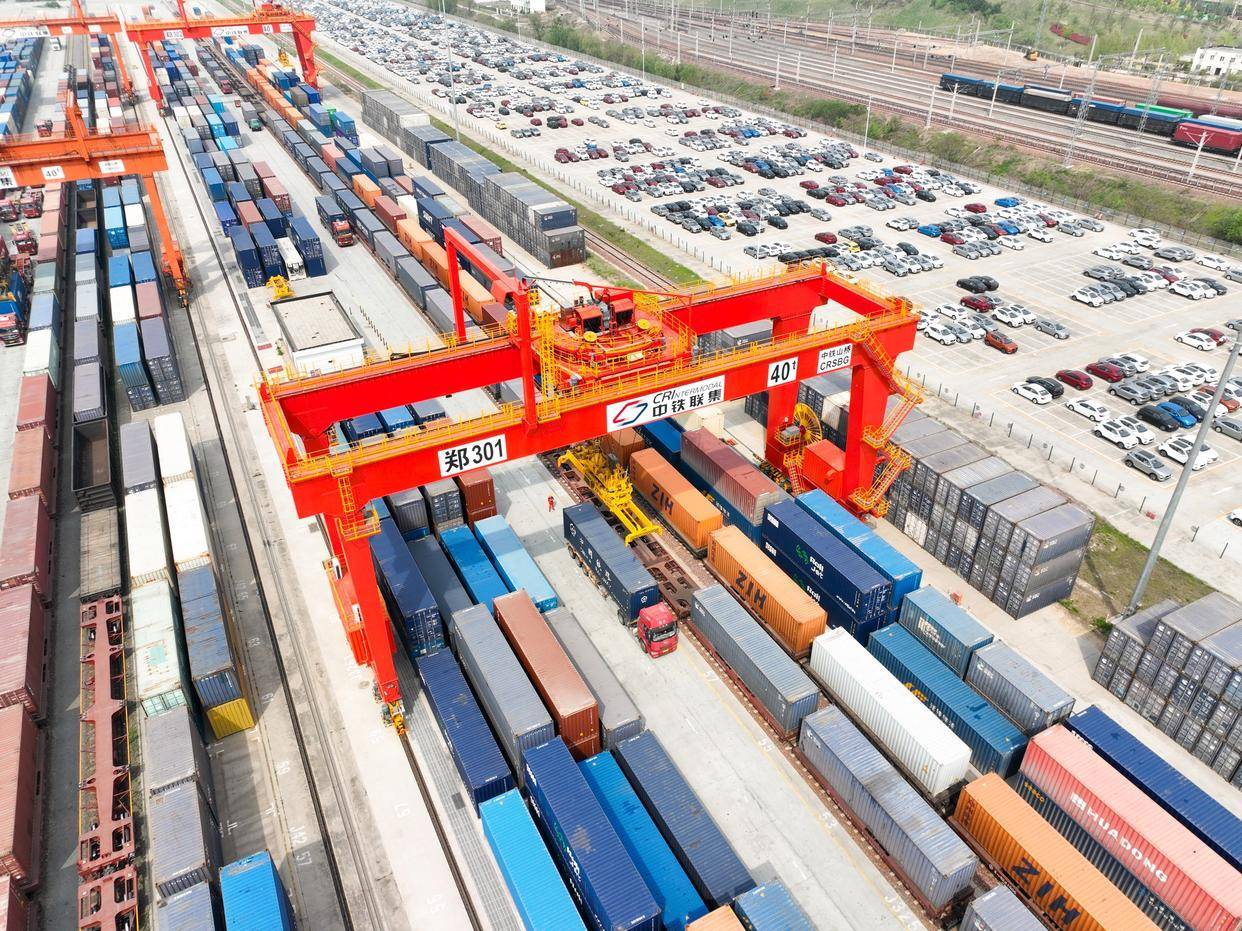 4月11日起,首趟中老铁路(郑州—万象)国际货运列车按图运行_货物_运输