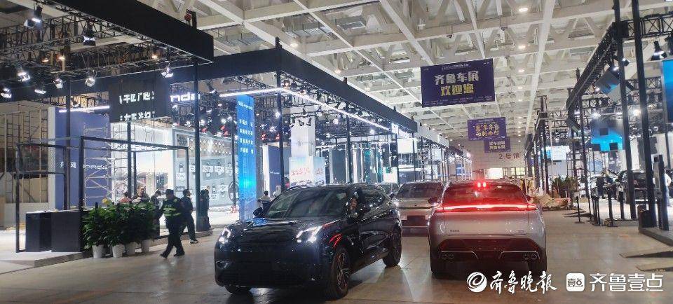 齐鲁早报齐鲁国际车展今日开幕三月三千佛山相亲大会浪漫开启