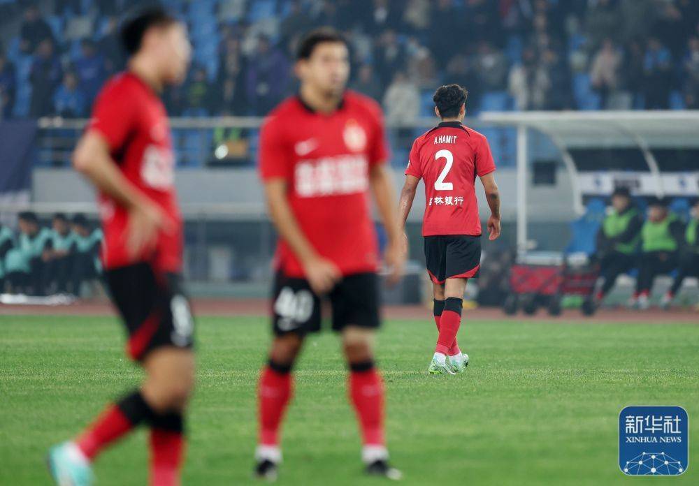 足球丨中超沧州雄狮胜长春亚泰