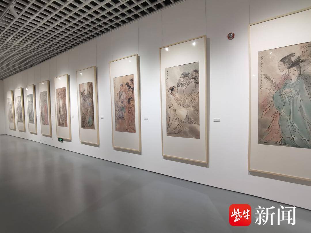 本次展览的出品人,原南京大学图书馆兼博物馆副馆长史梅介绍了本次
