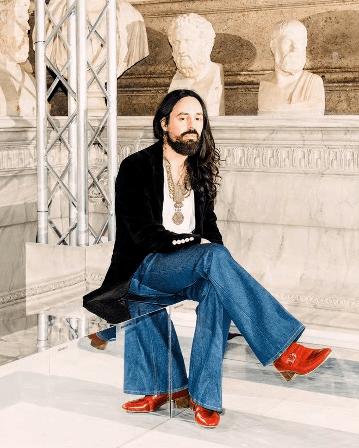 garavani的告别之作valentino是有着悠久历史的品牌,创始人valentino