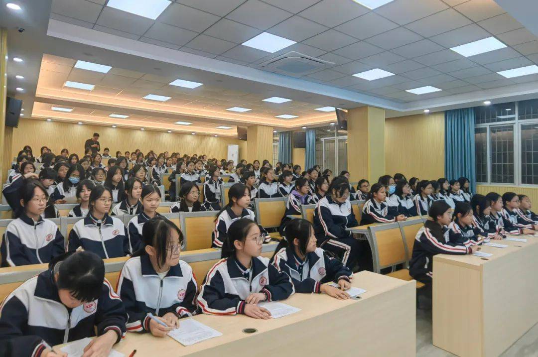 青春健康丨南安市青春健康教育巡讲活动走进延平中学
