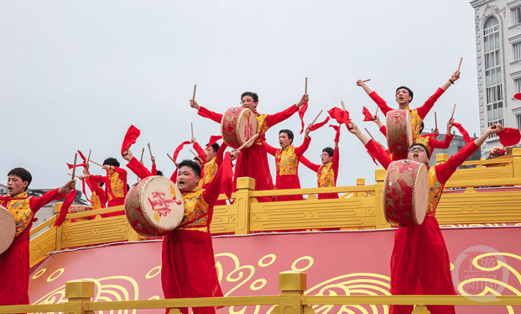 观非遗表演品美食寻文化地标丰都庙会盛大开启