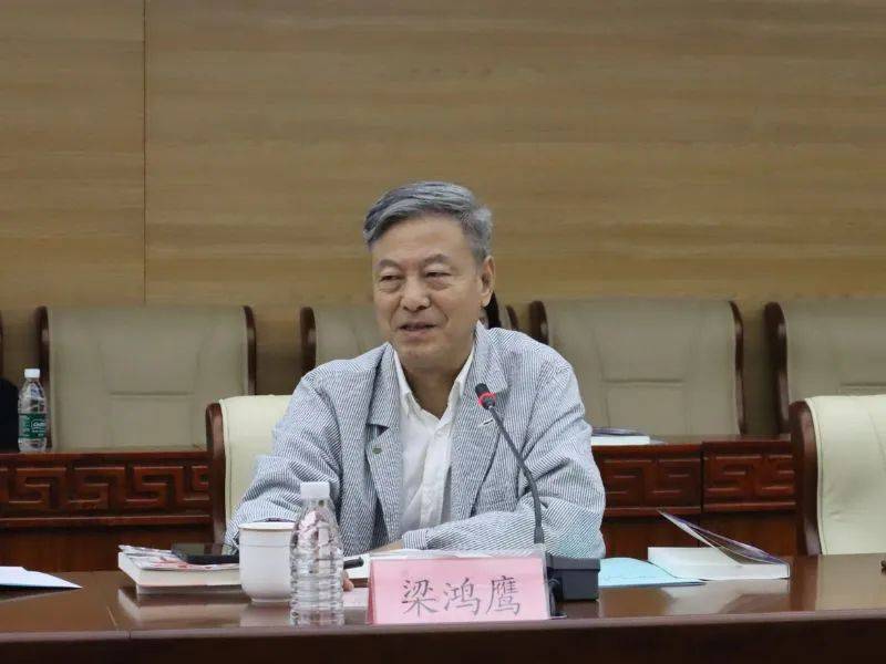 王族长篇小说零公里研讨会在京隆重举行