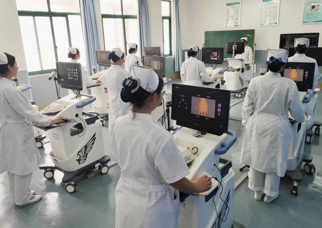 中国教育报:温州护士学校以数字化转型激发学校发展新动能