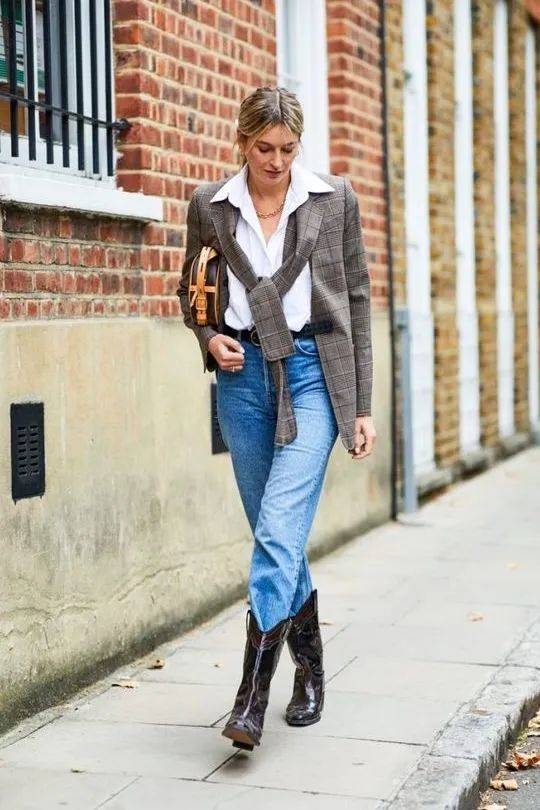 裤子 靴子,穿出个性才高级!_经典_牛仔裤_文章