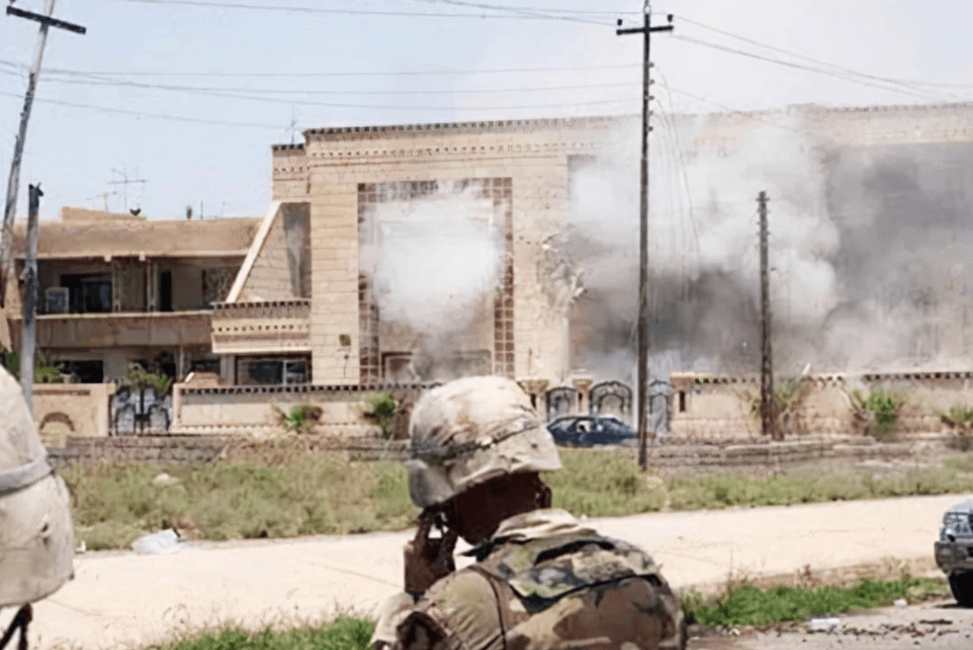 在萨达姆·侯赛因统治下的伊拉克,家族和权力是紧密交织在一起的两根