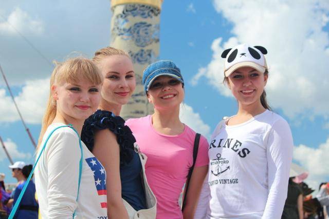 倾慕
过年去旅游的人（倾慕
过年去旅游的人怎么说）《过年去旅游的说说》