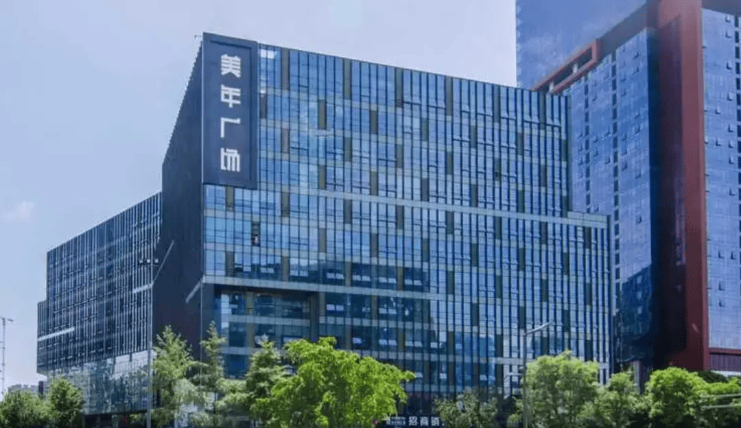 又一位集团总裁级大佬去了美国