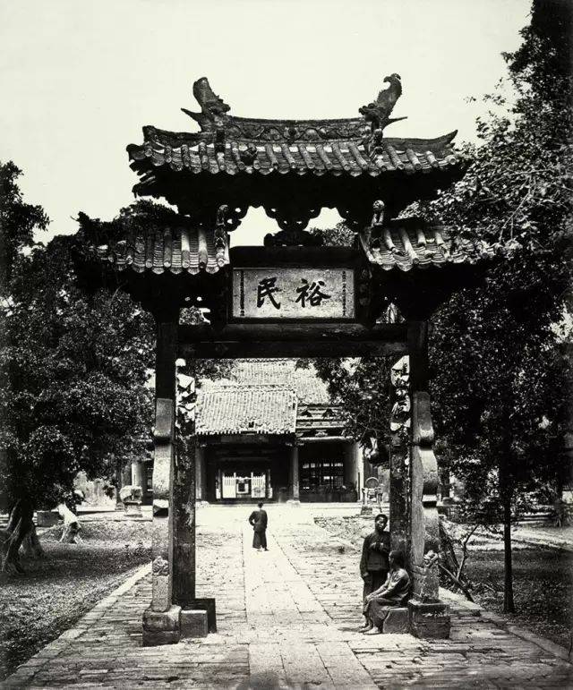1860年,英国战地摄影师走过的广州_中国_寺庙_葛剑雄
