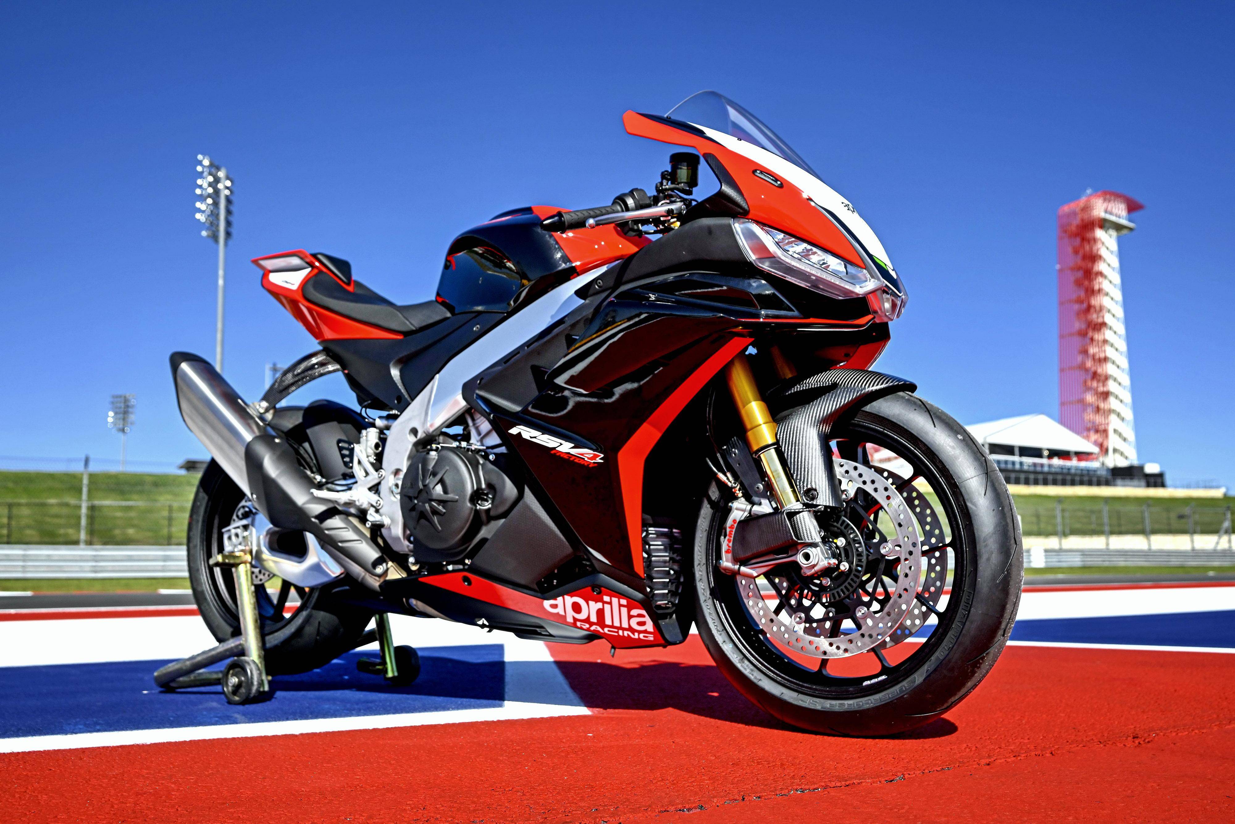 阿普利亚 factory se-09 sbk 特别版 rsv4,tuono v4