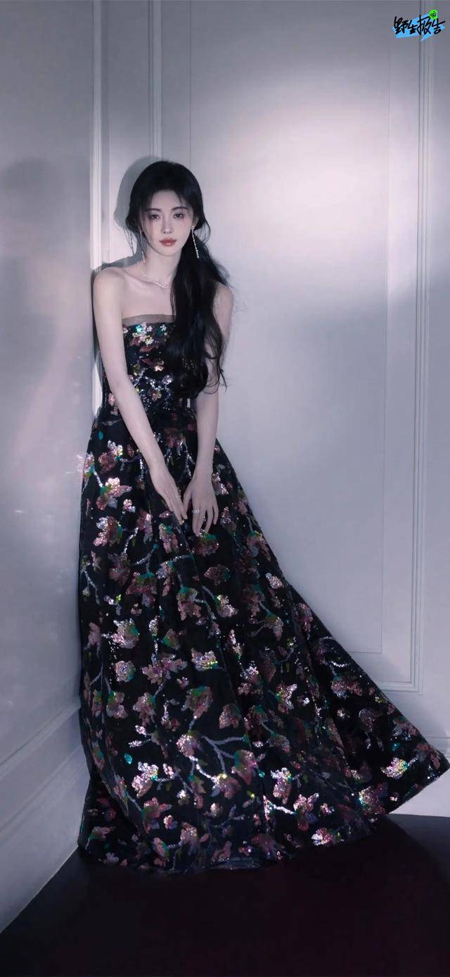 鞠婧祎高清性感写真