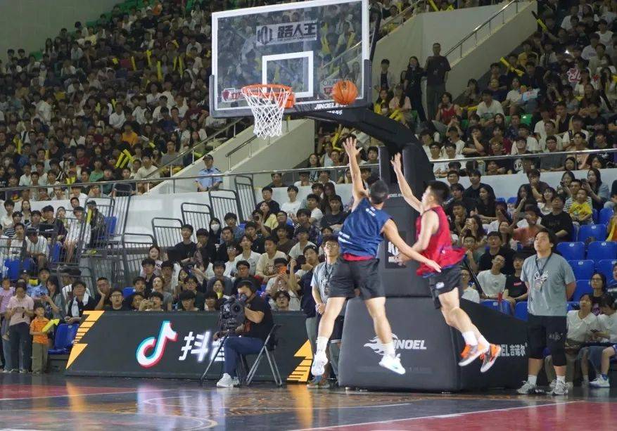 桂林雁山首届大学生青年路人王篮球争霸赛启动