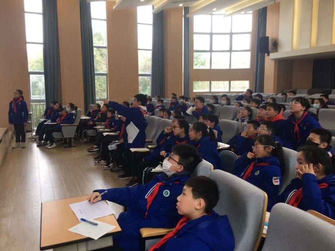 感受数学智慧成长上海市钟山初级中学数学学科月活动
