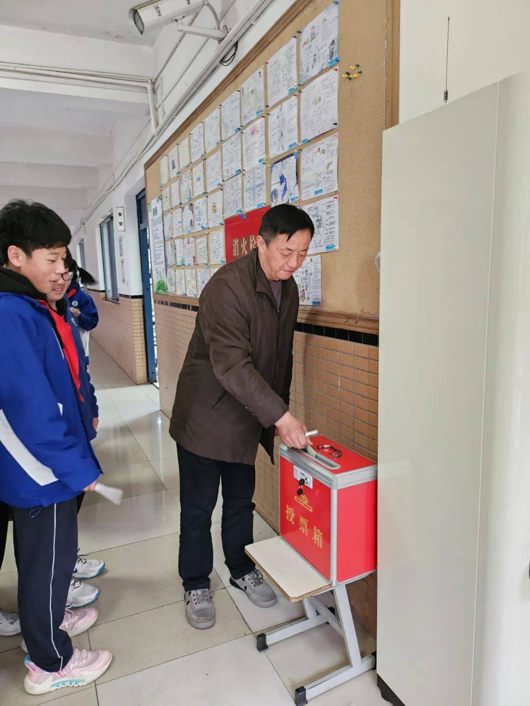 感受数学智慧成长上海市钟山初级中学数学学科月活动