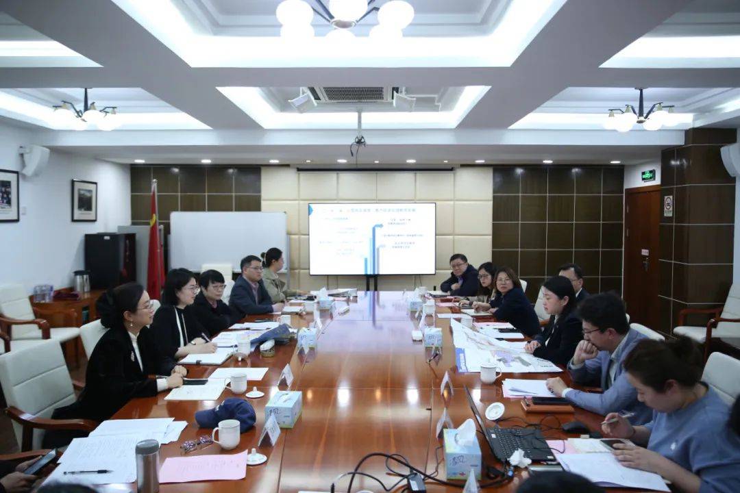 闵行区副区长张贤带队到江川路街道调研社会事业工作