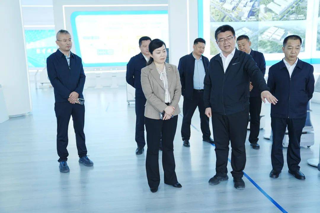 新疆生产建设兵团第六师五家渠市党政代表团在晋城经开区考察调研