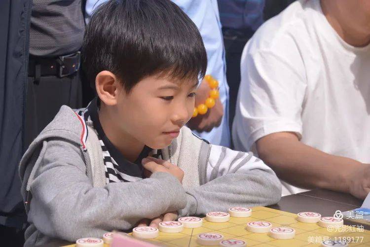 最小的棋手攻擂棋协大师刘君丽象棋国家大师马驎象棋国家大师柳天来源