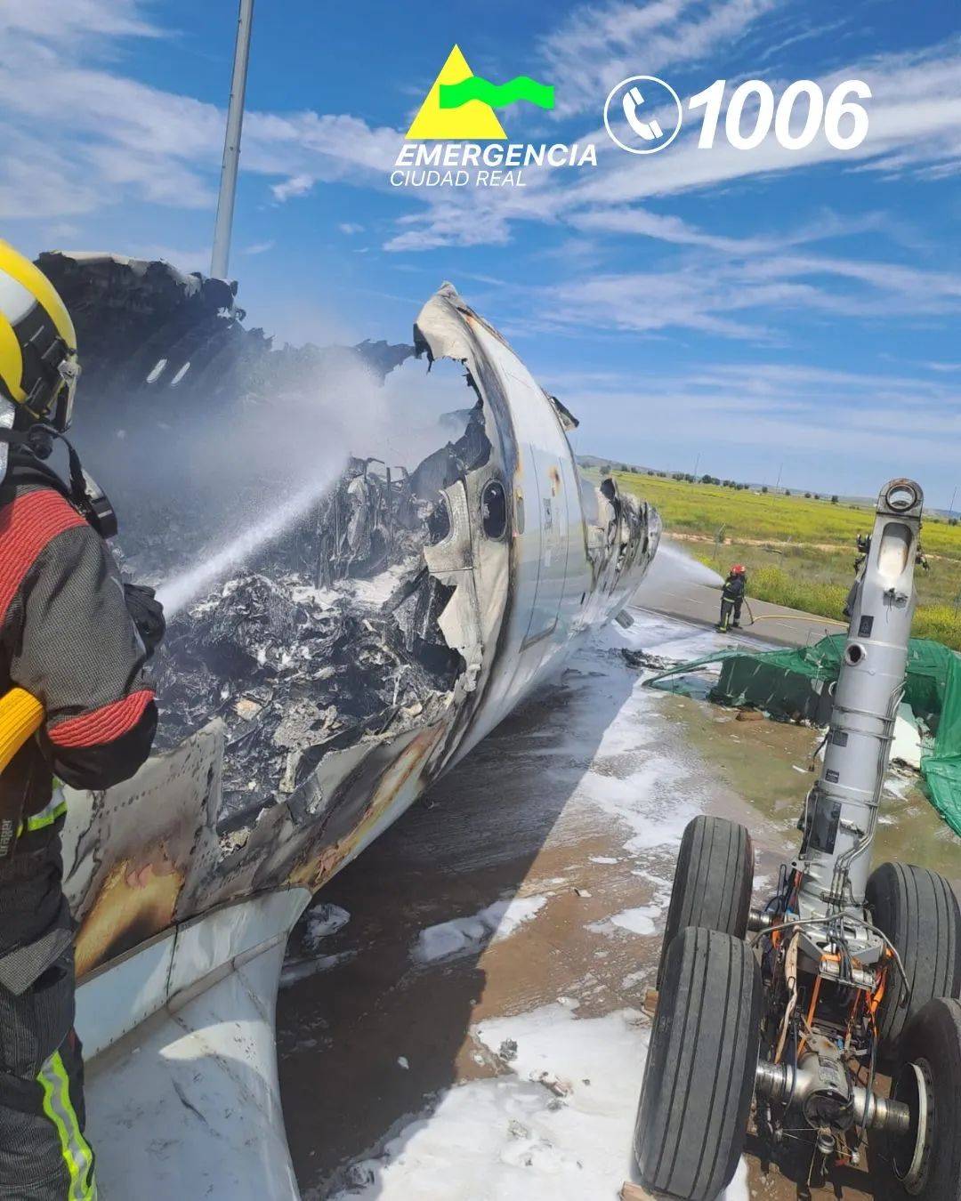 一客机因"技术问题"返航!_机场_国泰航空_飞机