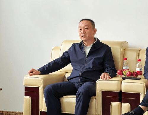 新疆巴州和静县县长王远明表示:"无论是巴州还是和静县,目前都大力