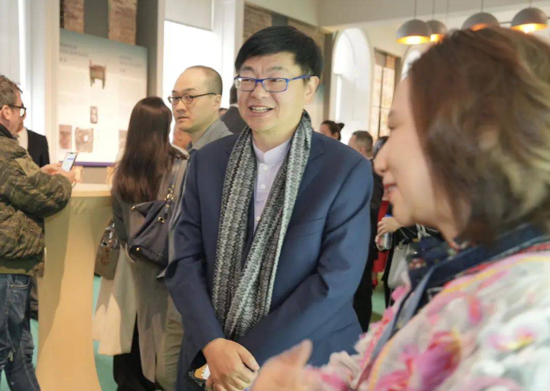 探寻汉字之美"汉字演变"主题展览在伦敦开幕