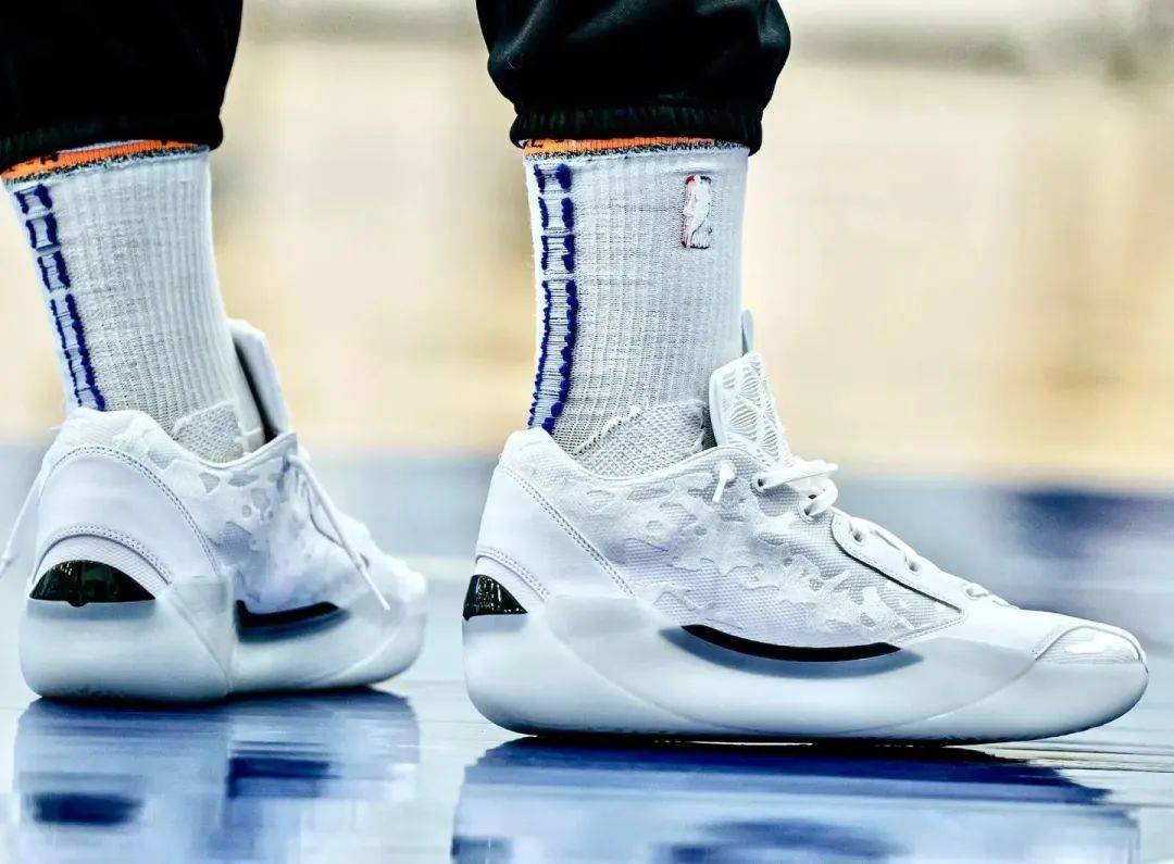 郭艾伦 aj39 曝光!更多新配色泄露!