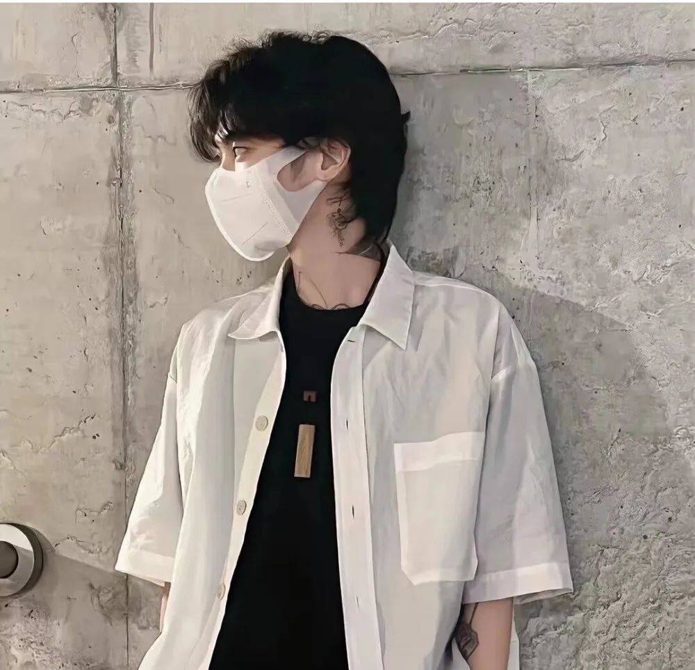 朝思暮想的情侣头像_侵权_南笙_目光