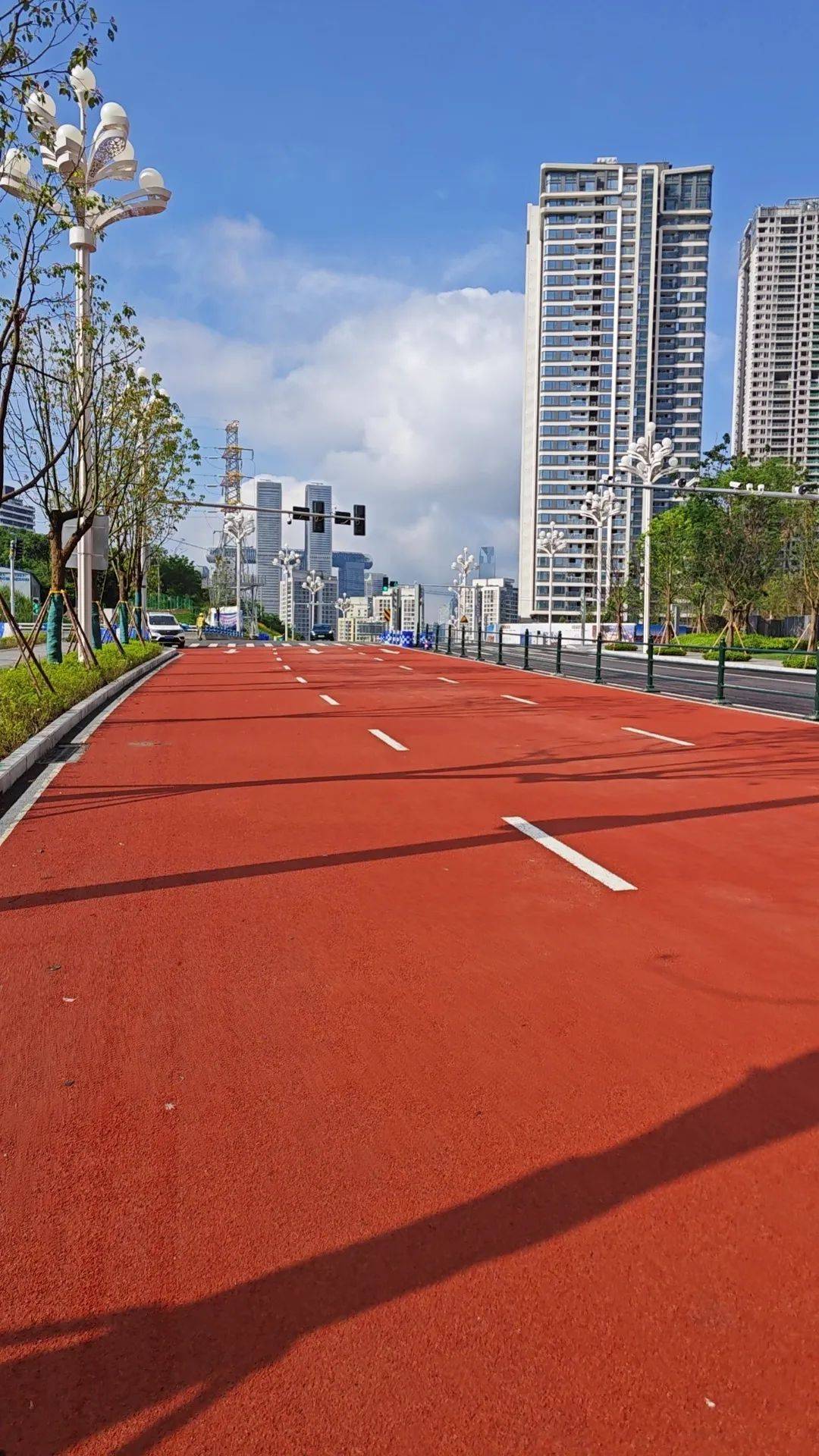 腾龙大道的重要交通干道作为联通长嘉汇弹子石老街设计速度30公里