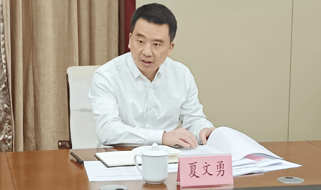 省政府副秘书长熊科平,省科技厅党组书记,厅长宋德雄,厅党组成员,副