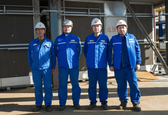 完成人员:薛恒,唐殿宝,毛锐,宋长帅,刘永江,马文强,杜冰锋,杨辉