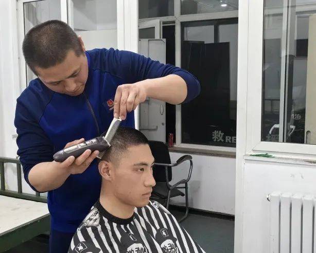 托尼老师question04训练结束,按摩放松身体后,才能满血复活,熟悉按摩