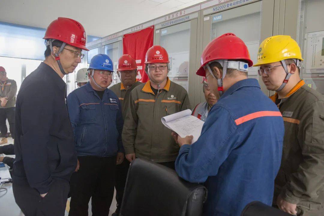 郑浩深入杭锦旗开展安全检查