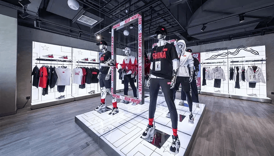 安踏体育公布2024年一季度营业数据,其中anta中单位数增长,fila高单位