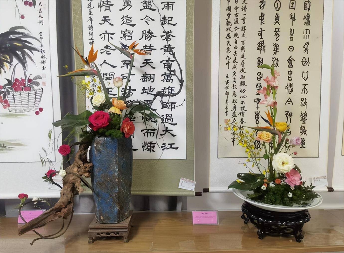 郑州第三十届月季花展开幕!68件插花作品同亮相