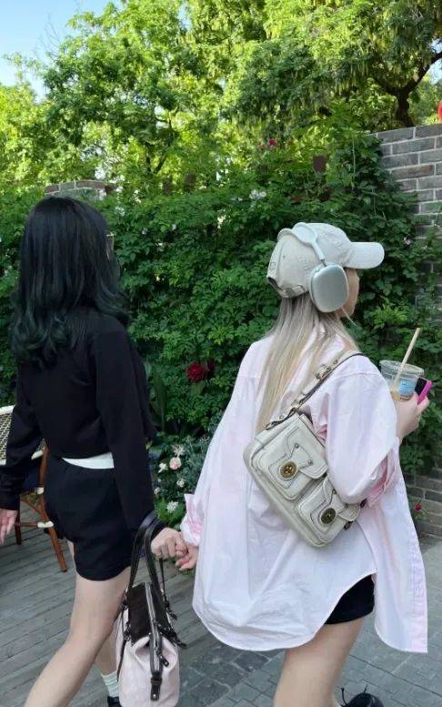 9元!全包裹空气耳罩